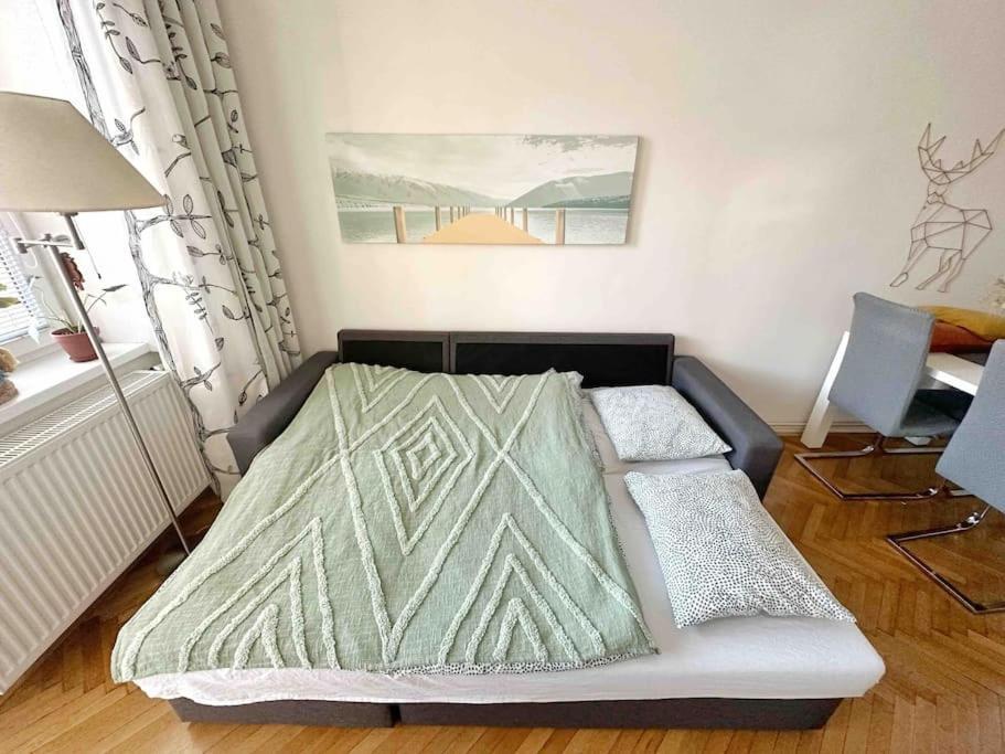 Bright And Central Suite With A Balcony Brno Exterior photo