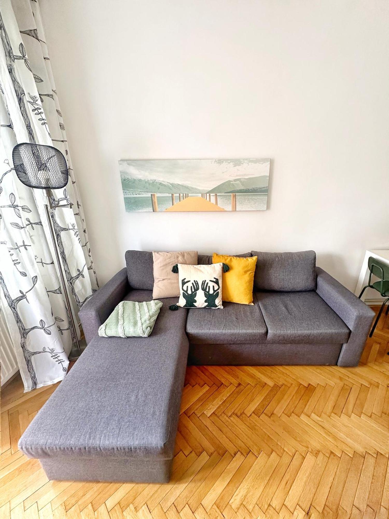 Bright And Central Suite With A Balcony Brno Exterior photo