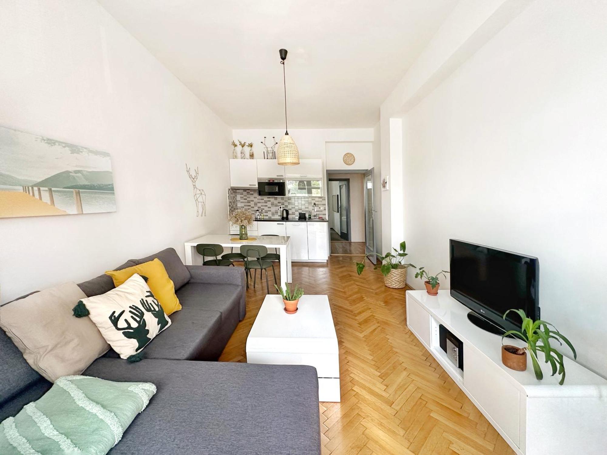 Bright And Central Suite With A Balcony Brno Exterior photo